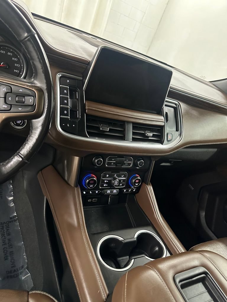 Used 2021 Chevrolet Tahoe High Country w/ Premium Package AWD/4WD image 15