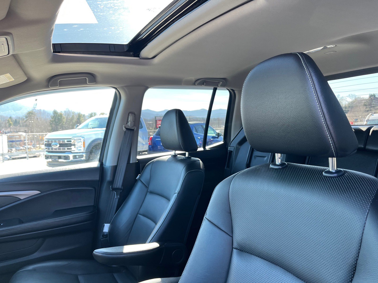 Used 2023 Honda Ridgeline RTL image 7