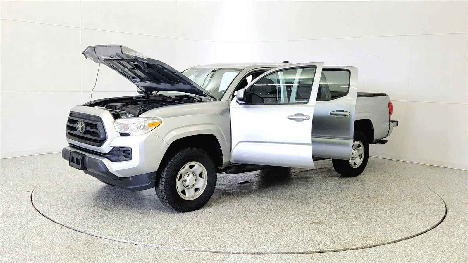 Used 2023 Toyota Tacoma SR AWD/4WD image 10
