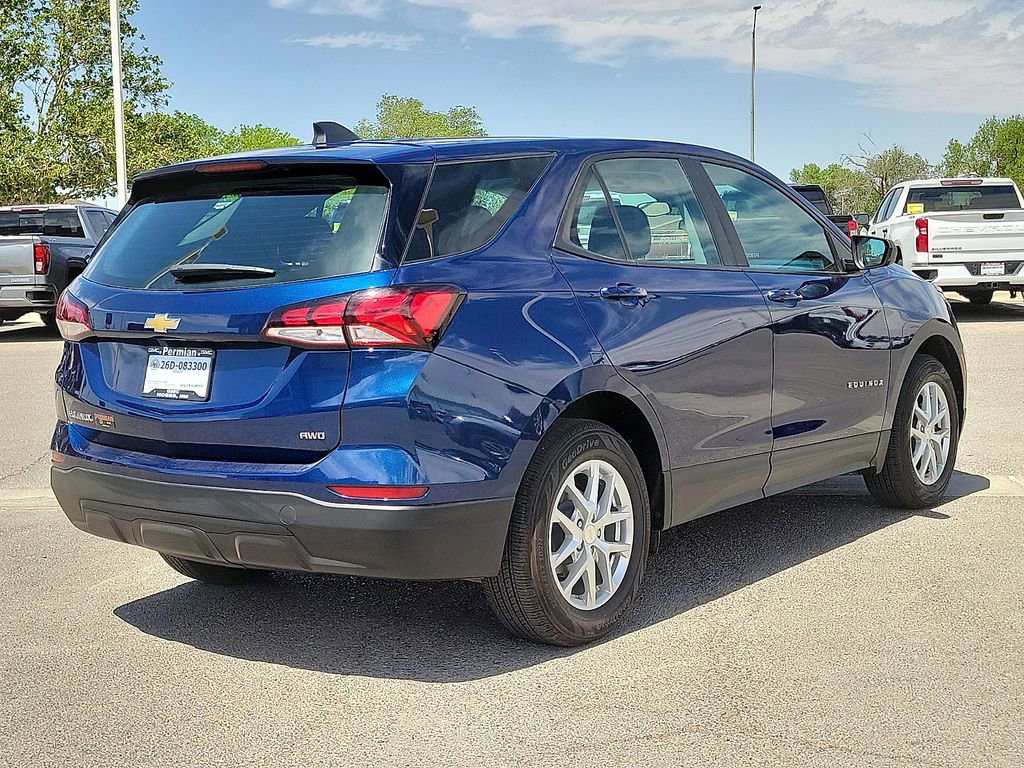 Used 2022 Chevrolet Equinox LS image 11