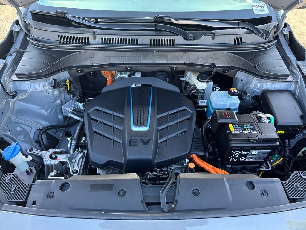 Used 2023 Hyundai Kona SE FWD image 8