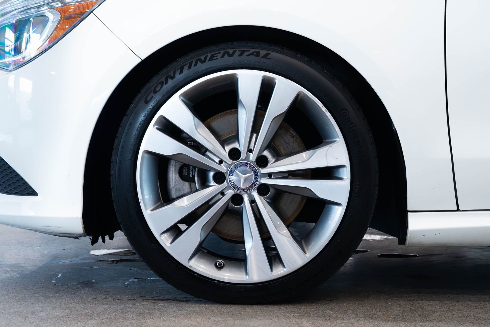 Used 2016 Mercedes-Benz CLA 250 4MATIC image 7