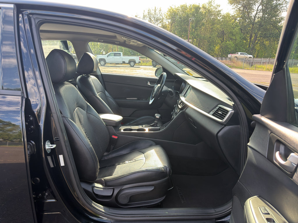Used 2020 Kia Optima SE FWD image 14