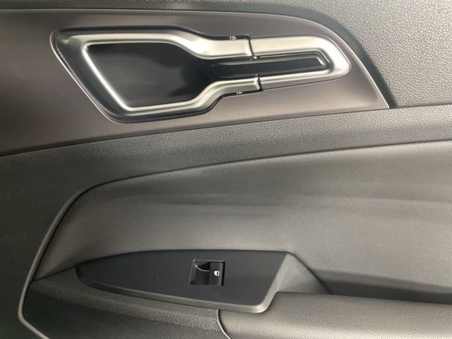 New 2026 Kia Sportage SX FWD image 15