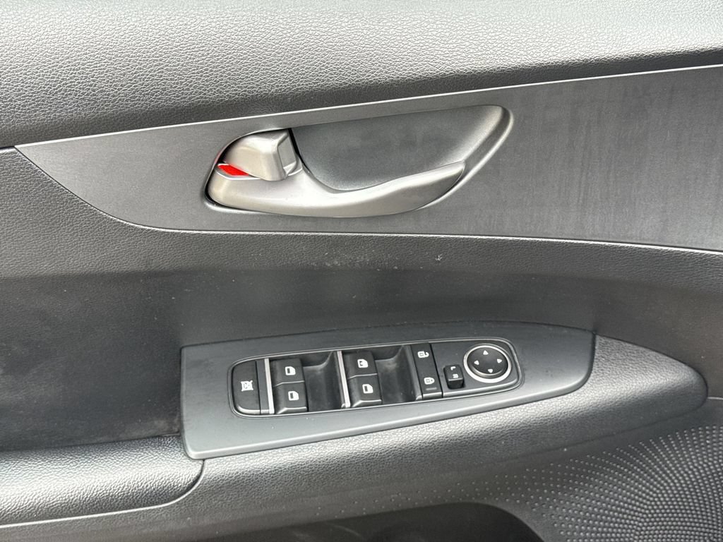Used 2021 Kia Forte Sedan FWD image 15