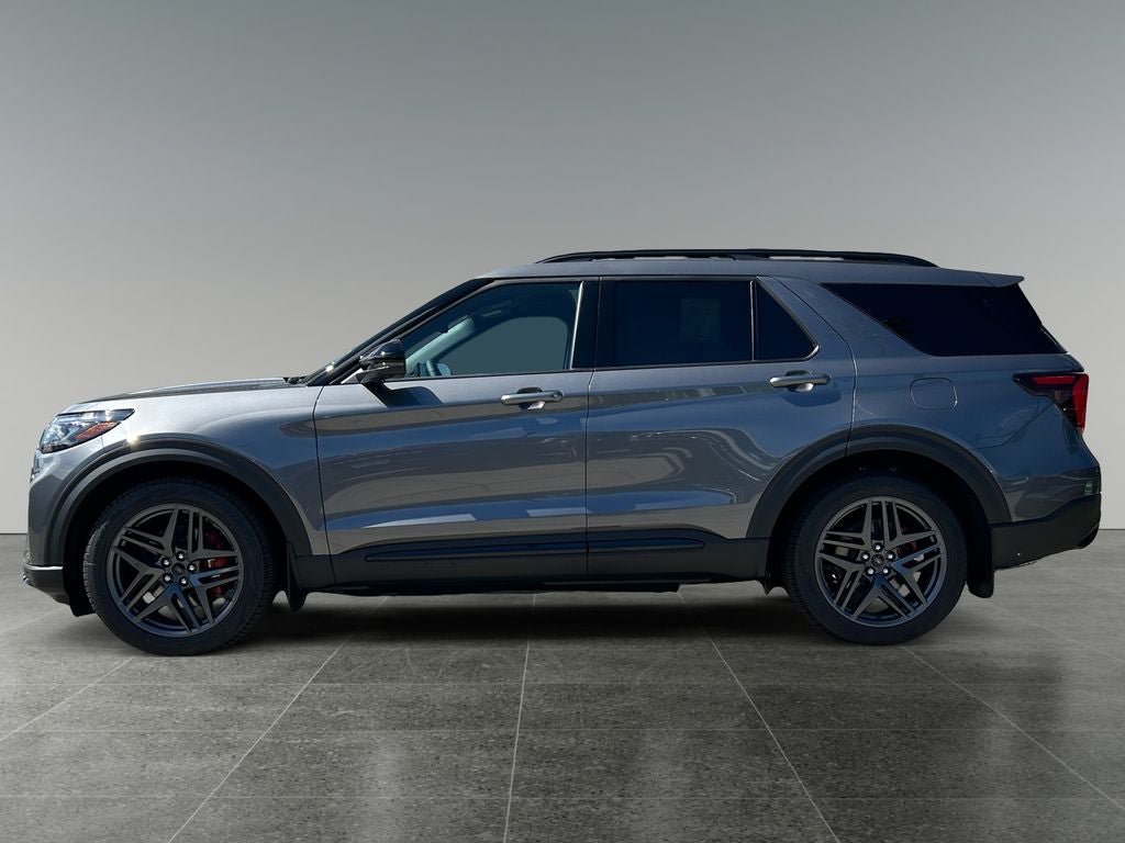 Used 2025 Ford Explorer ST AWD/4WD image 4