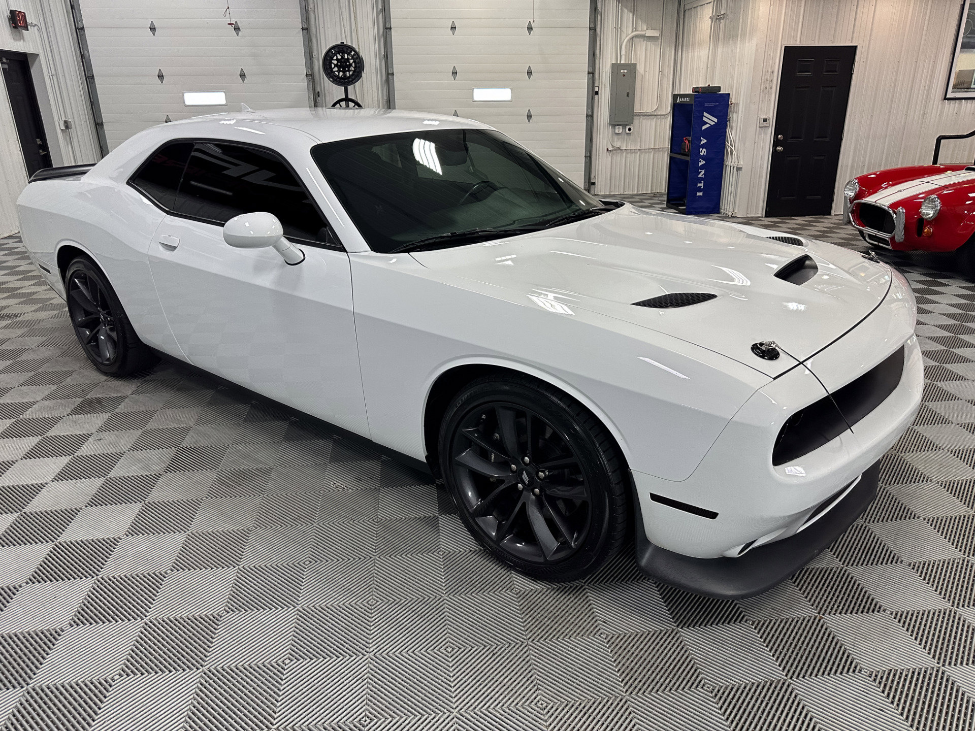 Used 2019 Dodge Challenger R/T Scat Pack image 5