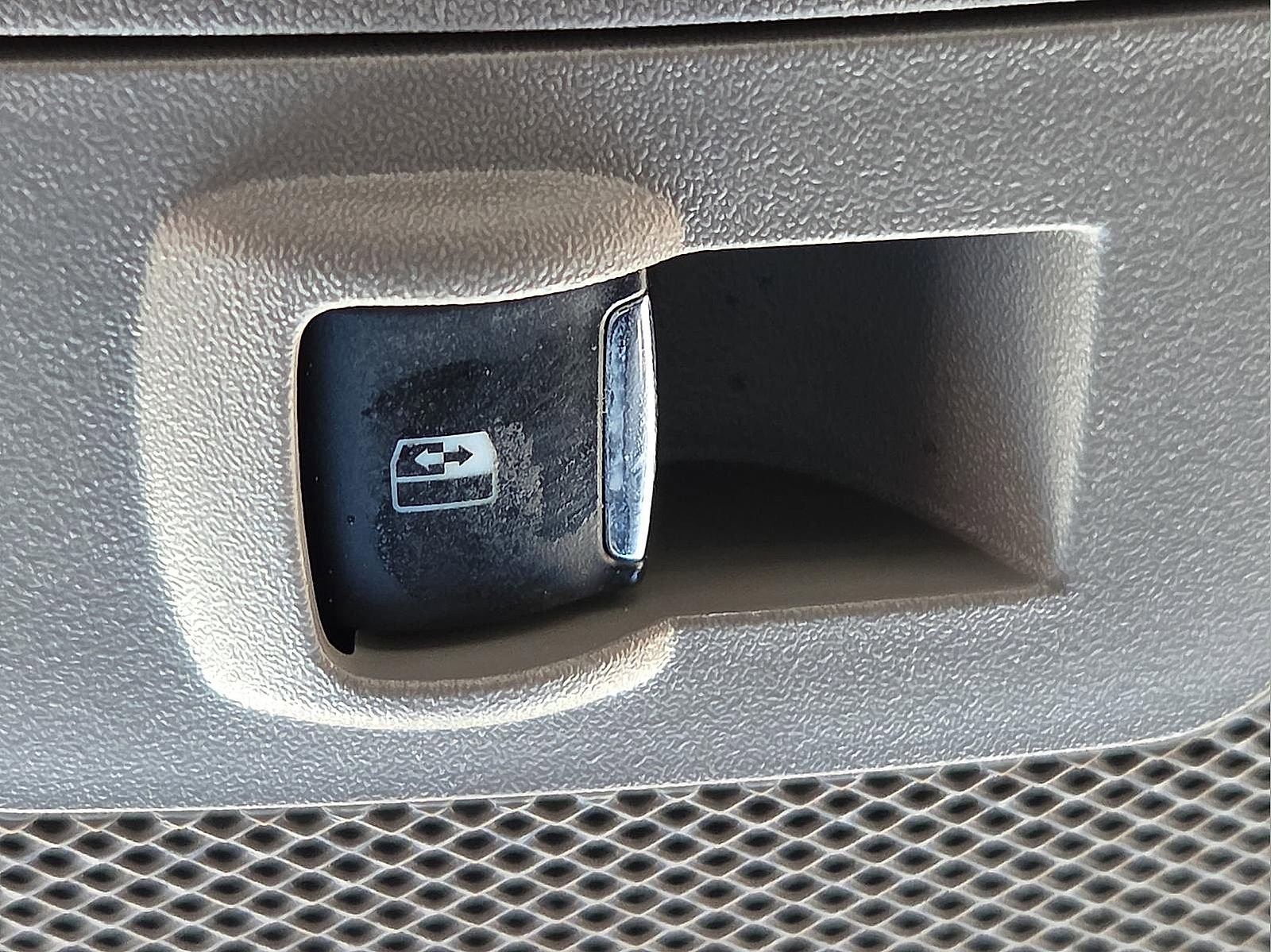 Used 2016 Ford F150 XLT w/ Equipment Group 302A Luxury image 21