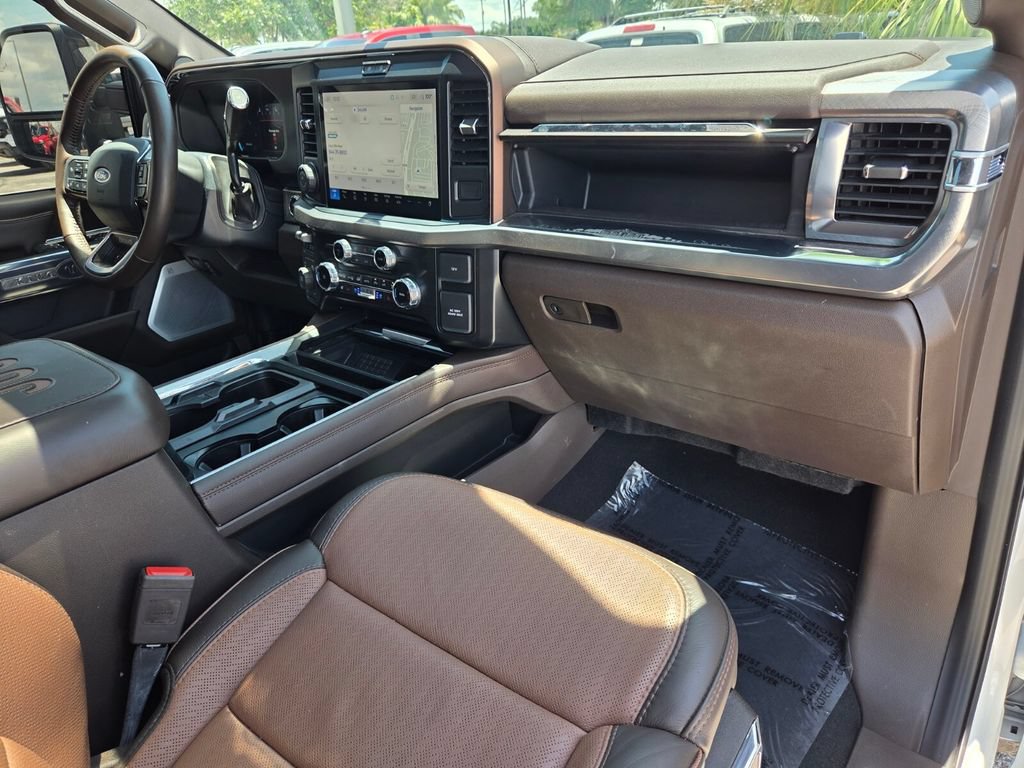 Used 2025 Ford F250 King Ranch w/ FX4 Off-Road Package AWD/4WD image 19