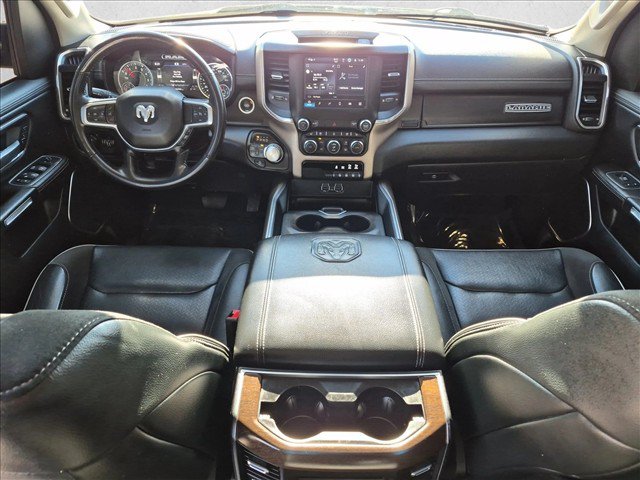 Used 2022 RAM 1500 Laramie AWD/4WD image 16