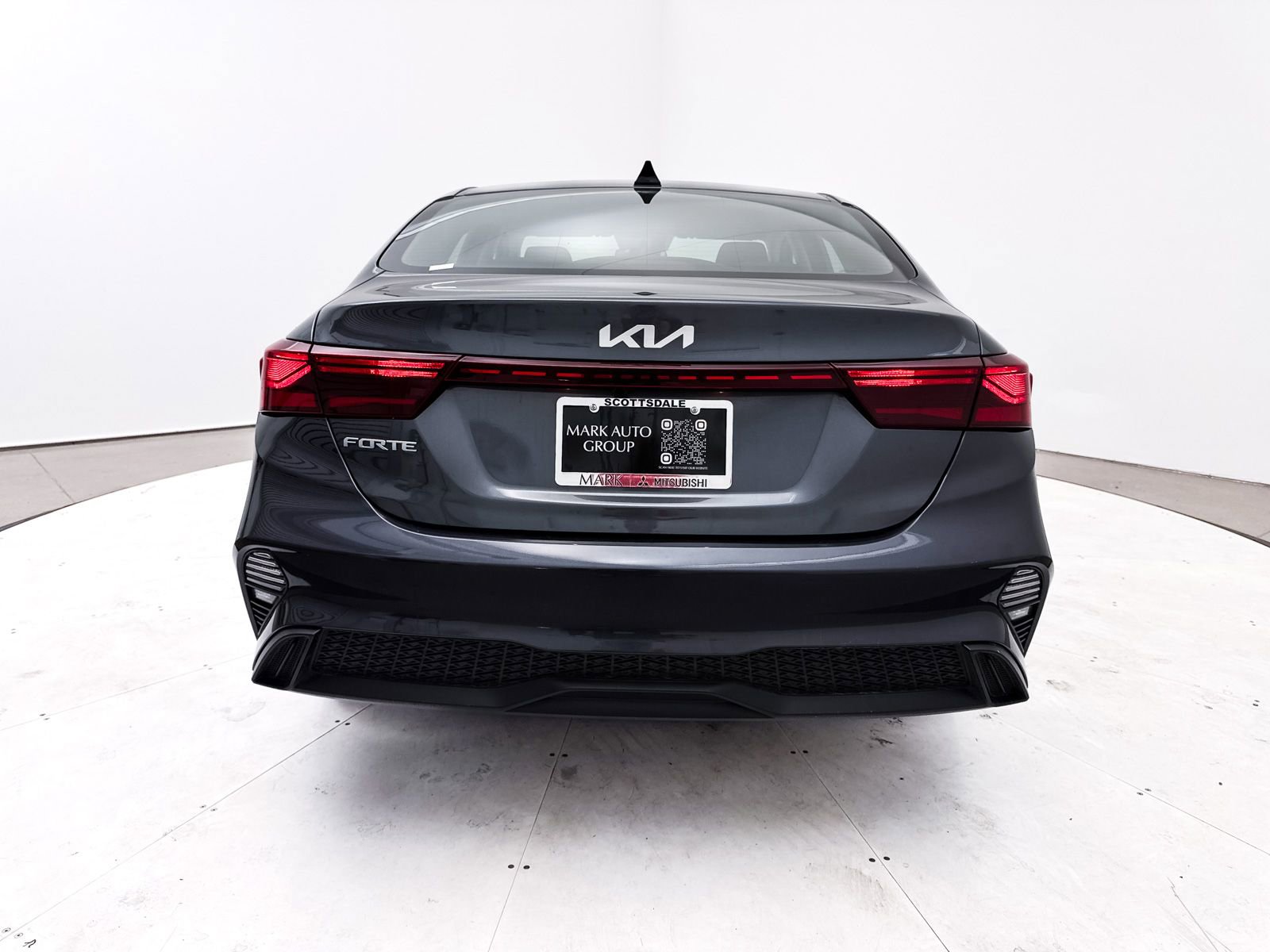 Used 2024 Kia Forte LXS w/ LXS Technology Package image 16