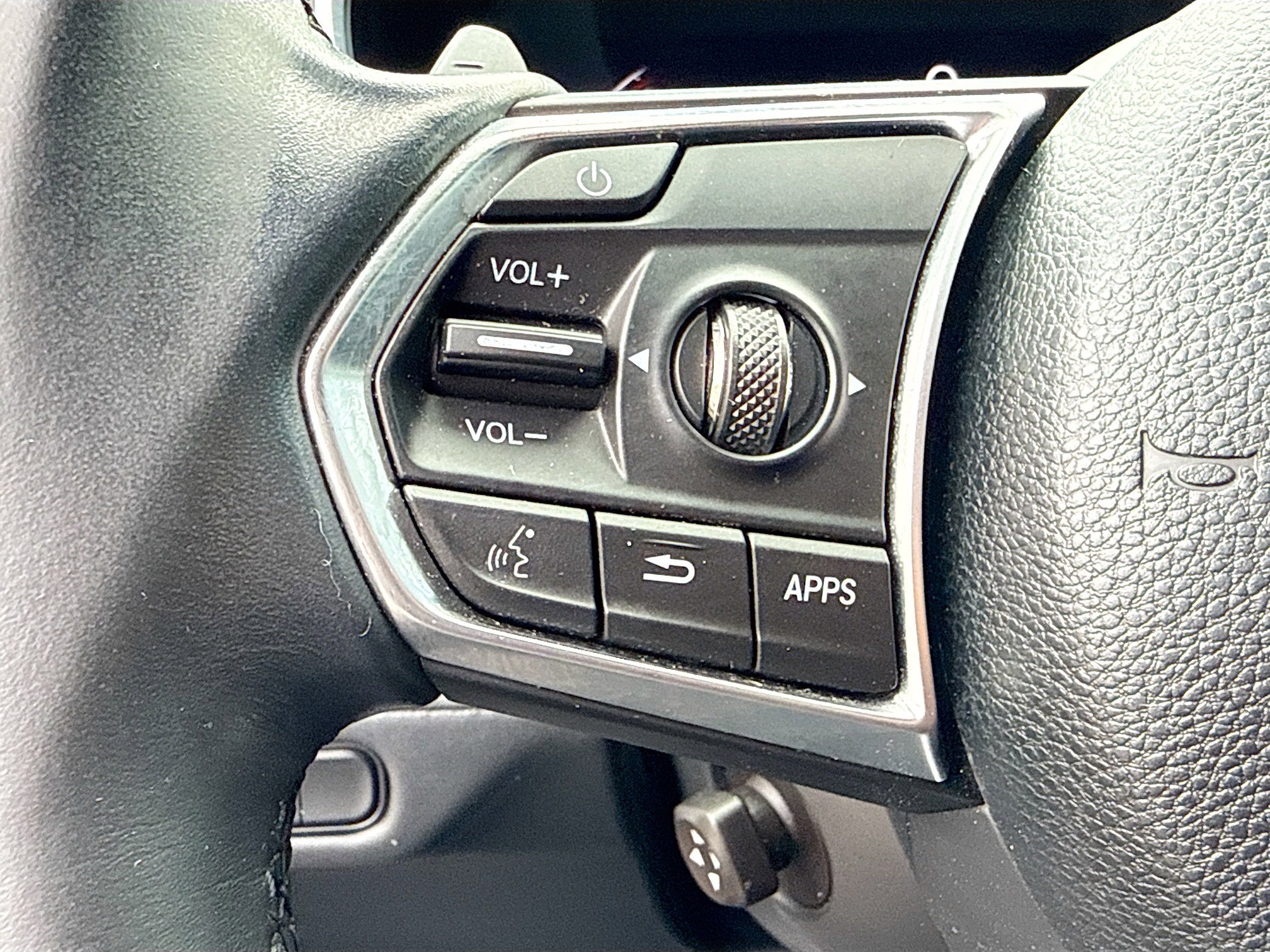 Used 2023 Acura MDX FWD w/ Technology Package image 37