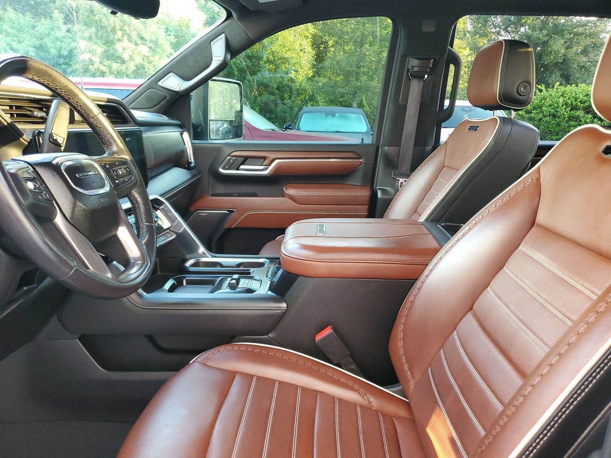 Used 2024 GMC Sierra 2500 Denali Ultimate w/ Max Trailering Package AWD/4WD image 19
