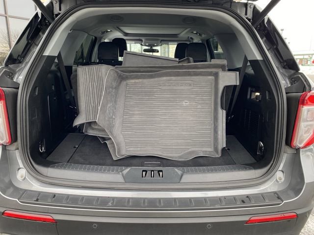 Certified 2023 Ford Explorer XLT w/ Equipment Group 202A image 15