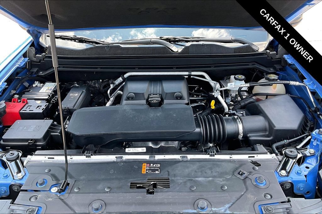 Used 2025 Chevrolet Colorado Trail Boss AWD/4WD image 29