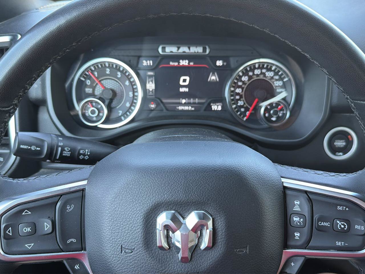 Used 2025 RAM 1500 Big Horn AWD/4WD image 7