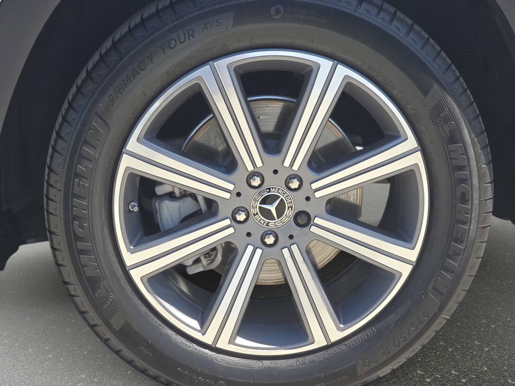 Used 2022 Mercedes-Benz GLS 450 4MATIC image 39