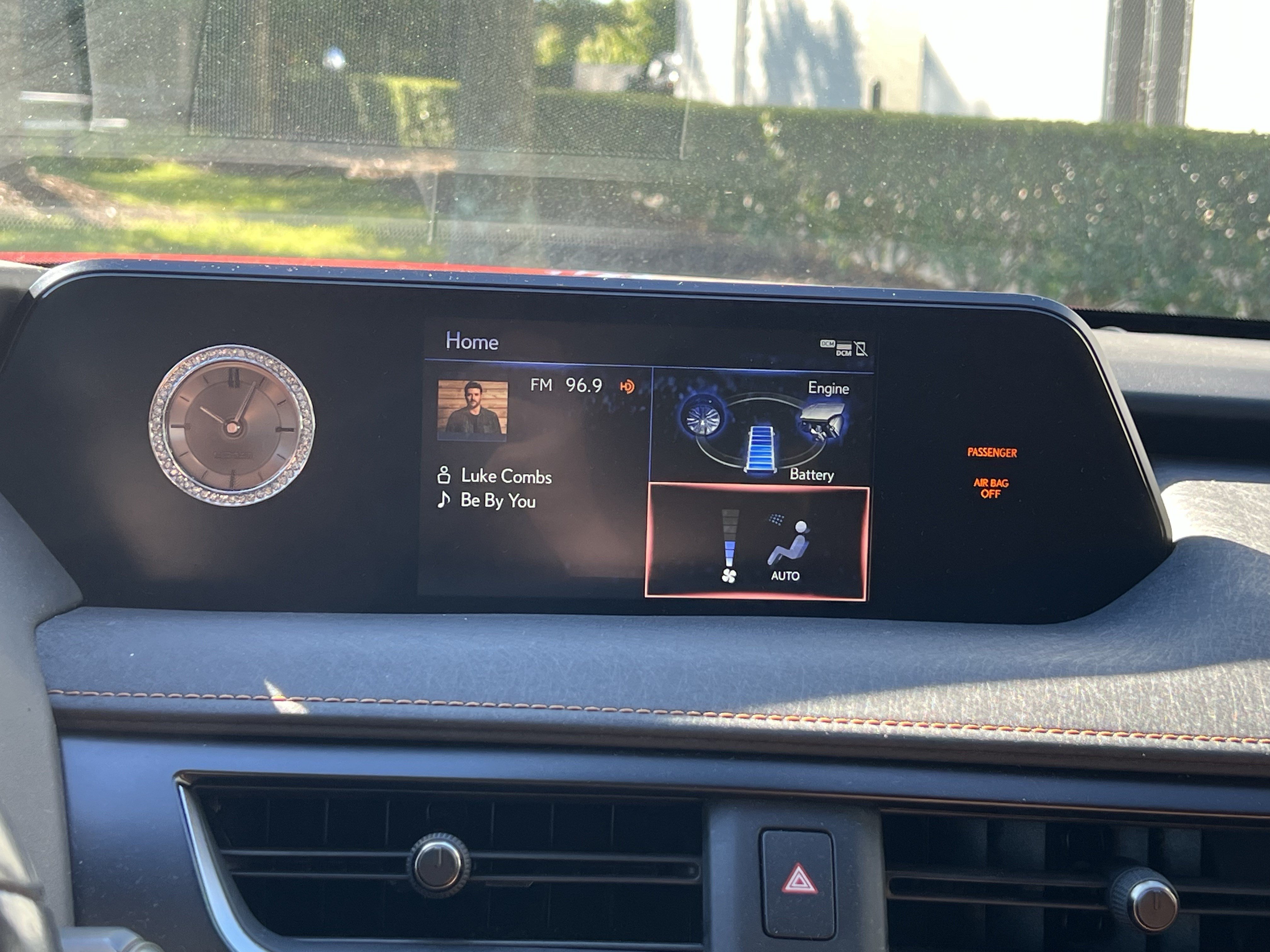 Used 2020 Lexus UX 250h w/ Premium Package AWD/4WD image 24