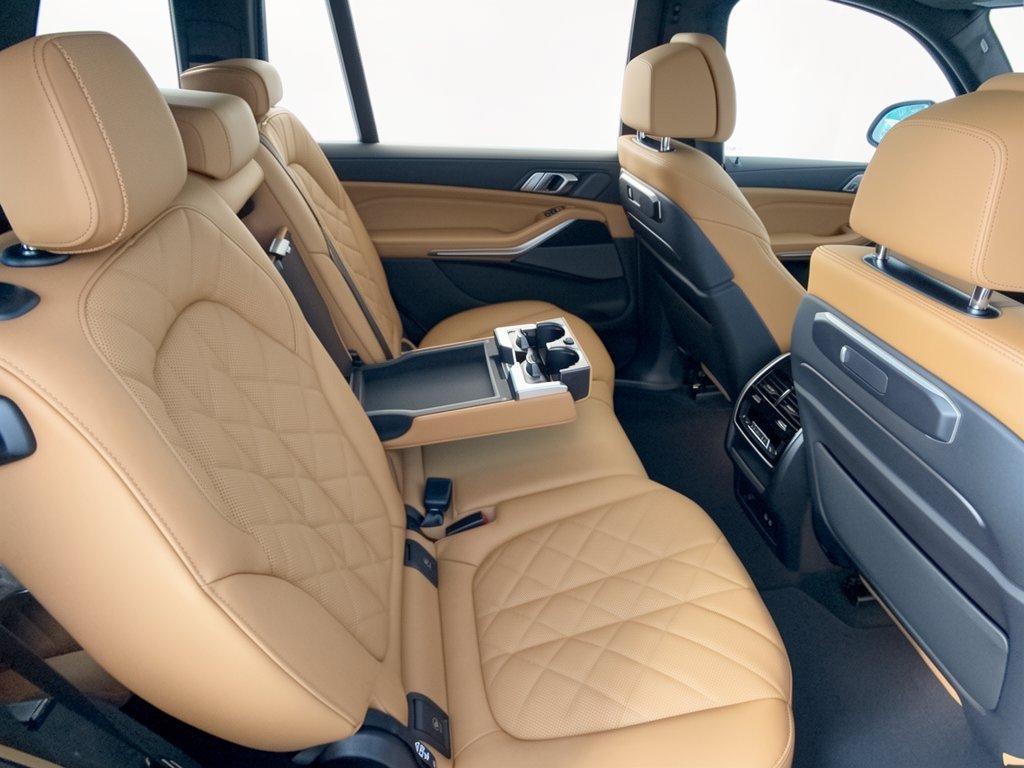 New 2027 BMW X7 xDrive40i w/ Executive Package AWD/4WD image 29
