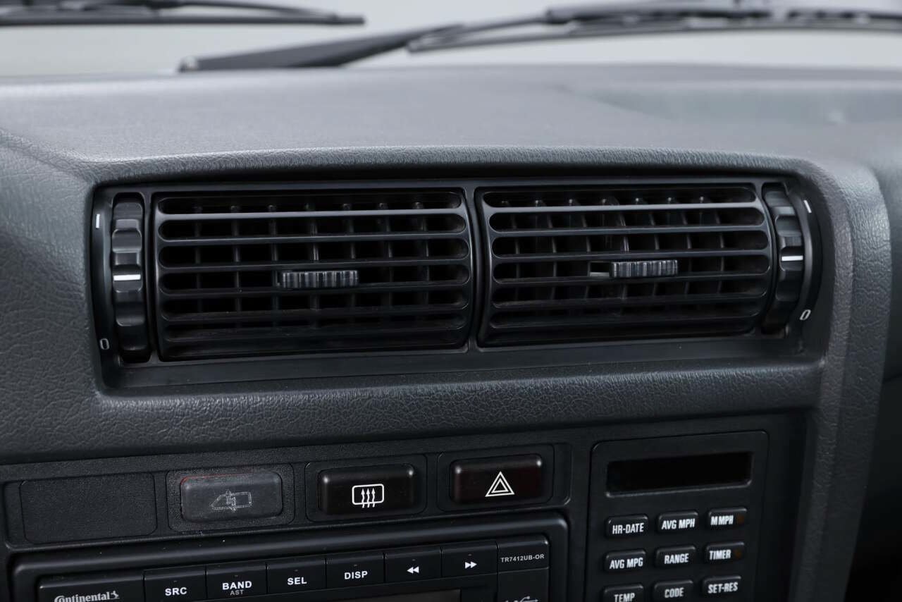Used 1988 BMW M3 Coupe RWD image 52