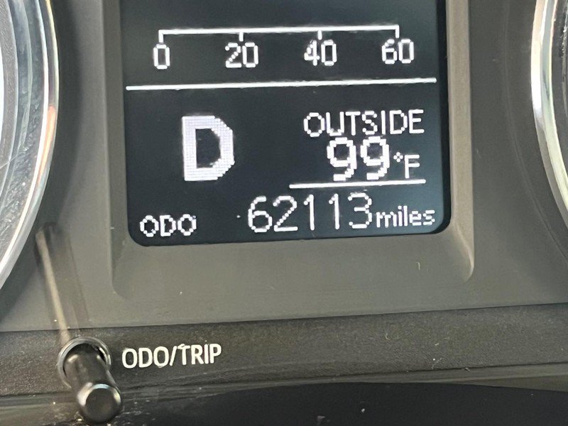 Used 2017 Toyota Corolla LE FWD image 12