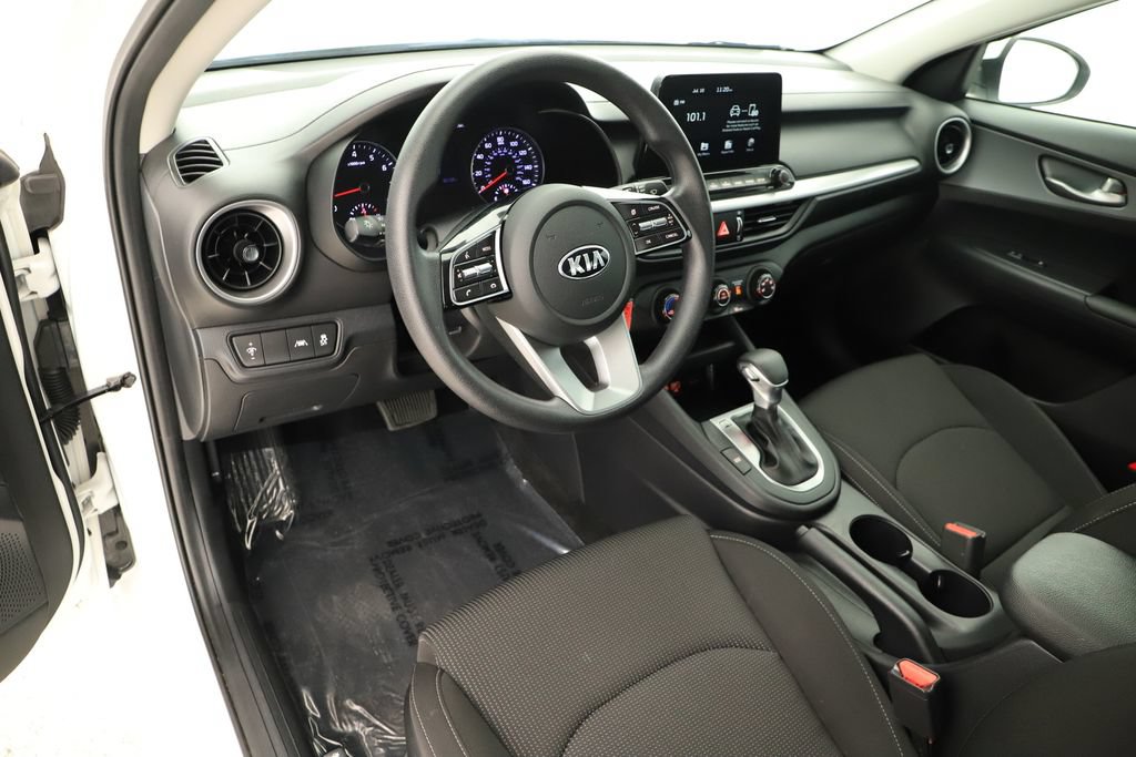 Used 2020 Kia Forte LXS FWD image 15