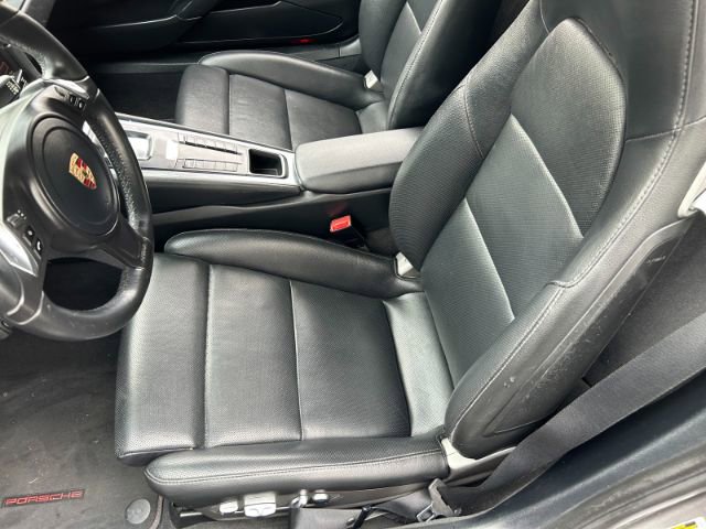 Used 2014 Porsche Cayman Coupe image 9