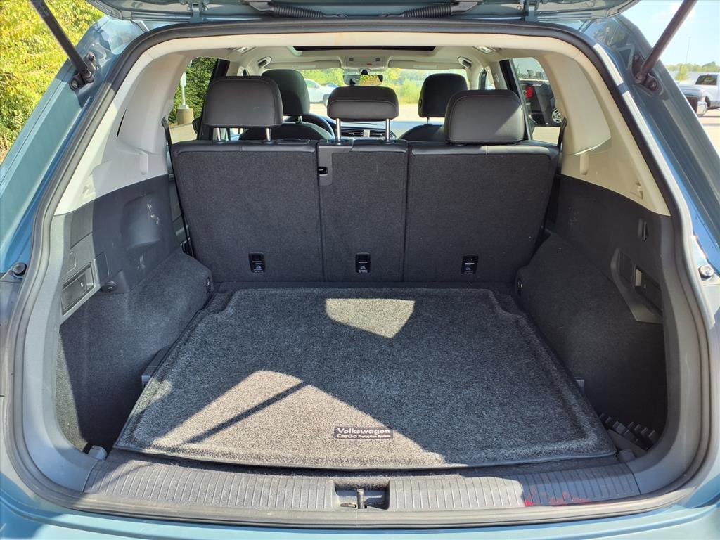 Used 2020 Volkswagen Tiguan SE image 31