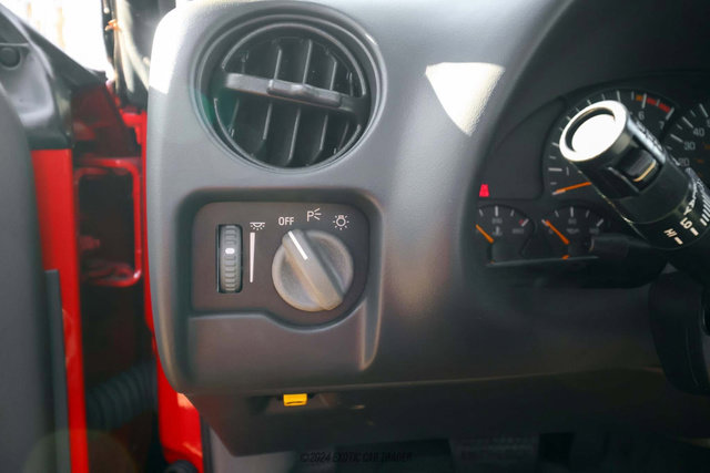 Used 1997 Pontiac Firebird Coupe w/ Opt Pkg image 37