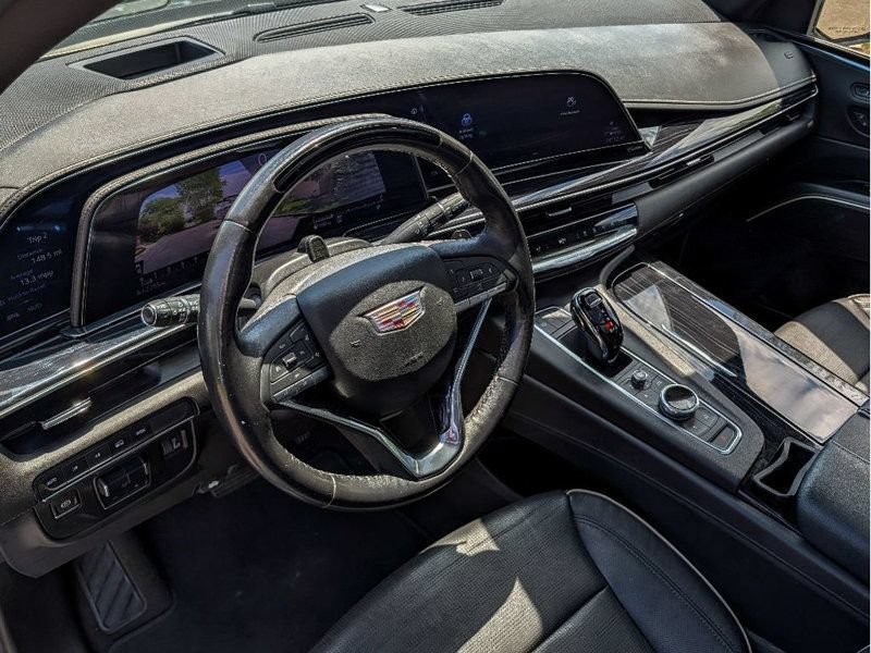Used 2023 Cadillac Escalade Sport AWD/4WD image 40