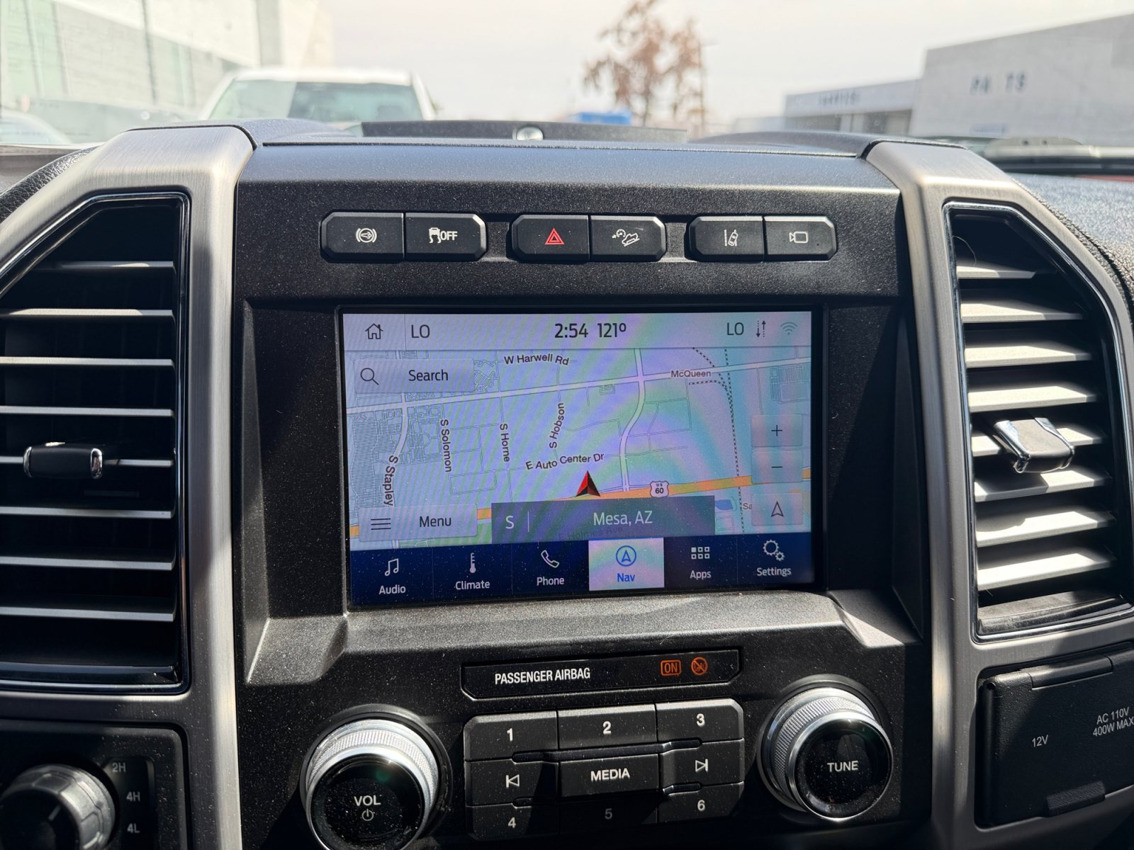 Used 2020 Ford F250 Platinum w/ FX4 Off-Road Package AWD/4WD image 23