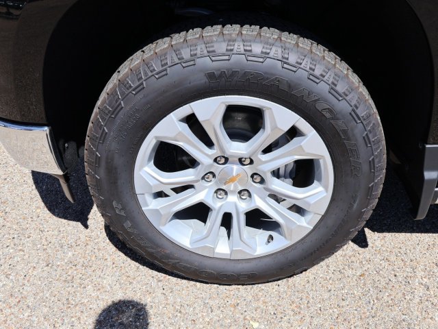 New 2026 Chevrolet Silverado 1500 LTZ w/ LTZ Premium Texas Edition AWD/4WD image 10