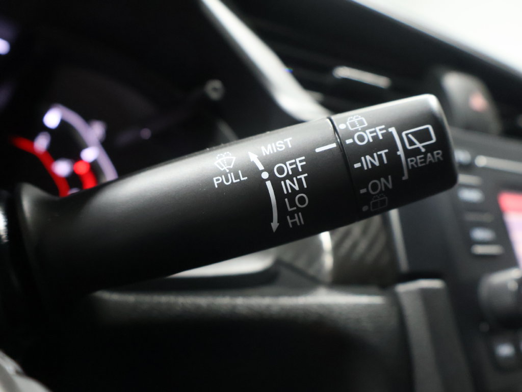 Used 2019 Honda Civic Sport image 32