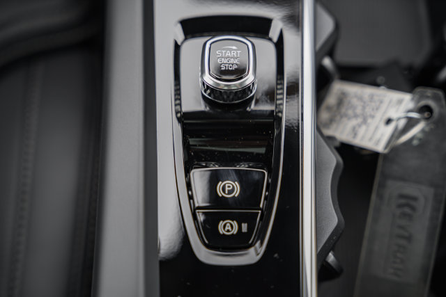 New 2027 Volvo XC60 T8 Ultra AWD/4WD image 21