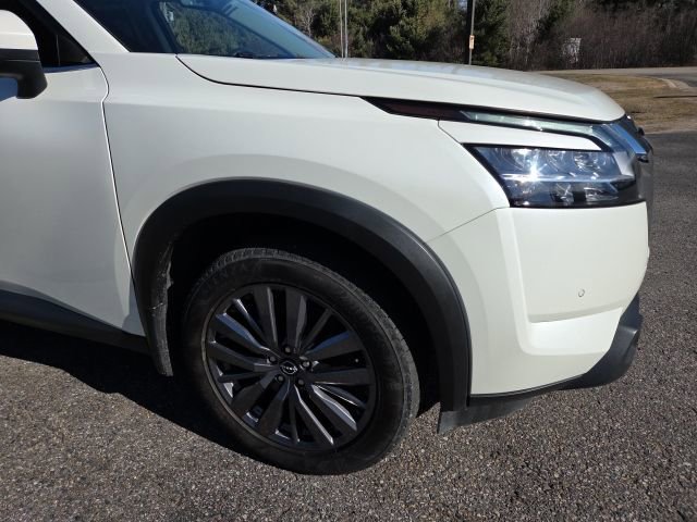 Used 2023 Nissan Pathfinder SL image 33