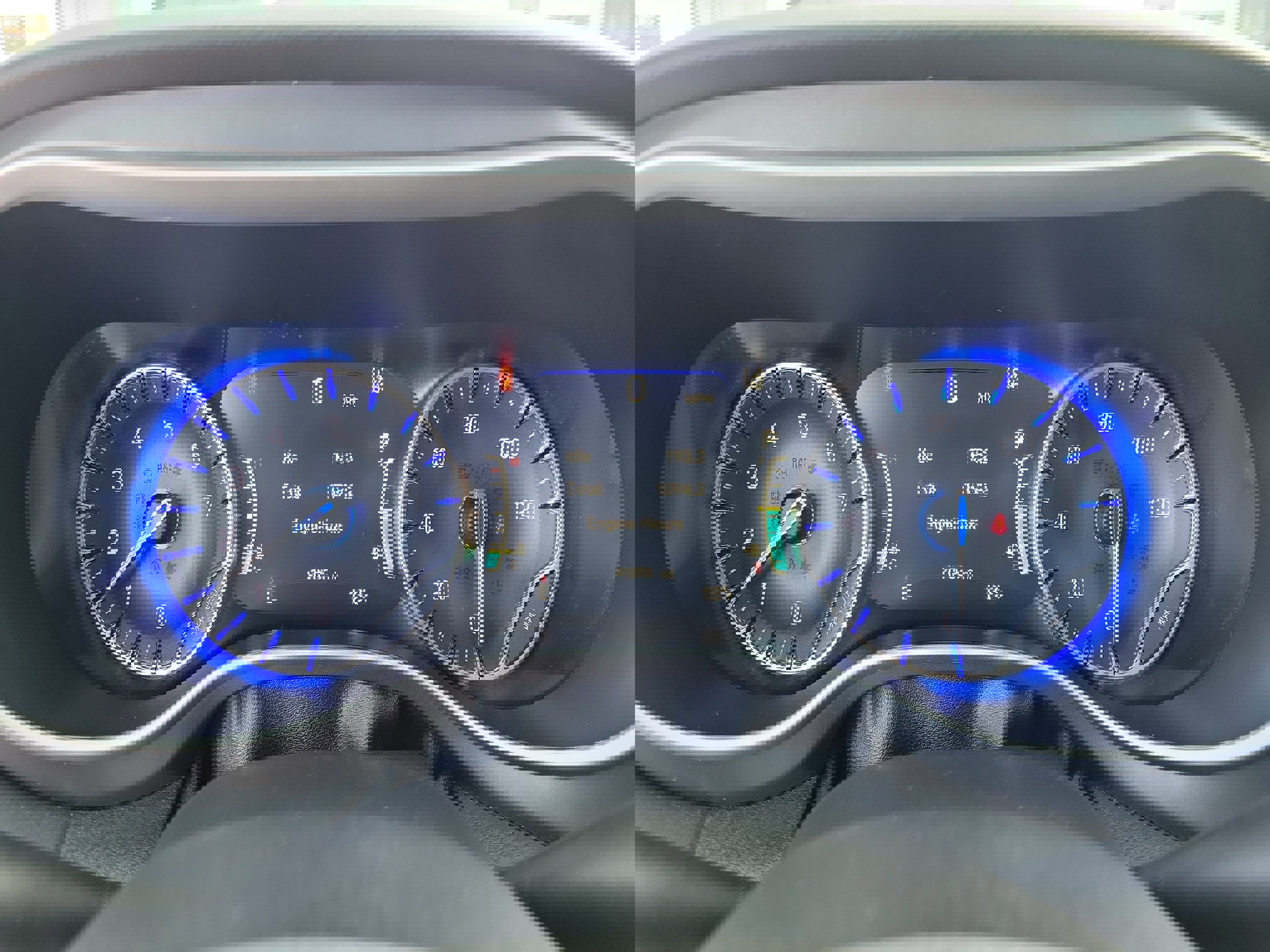 Used 2024 Chrysler Pacifica Touring-L image 24