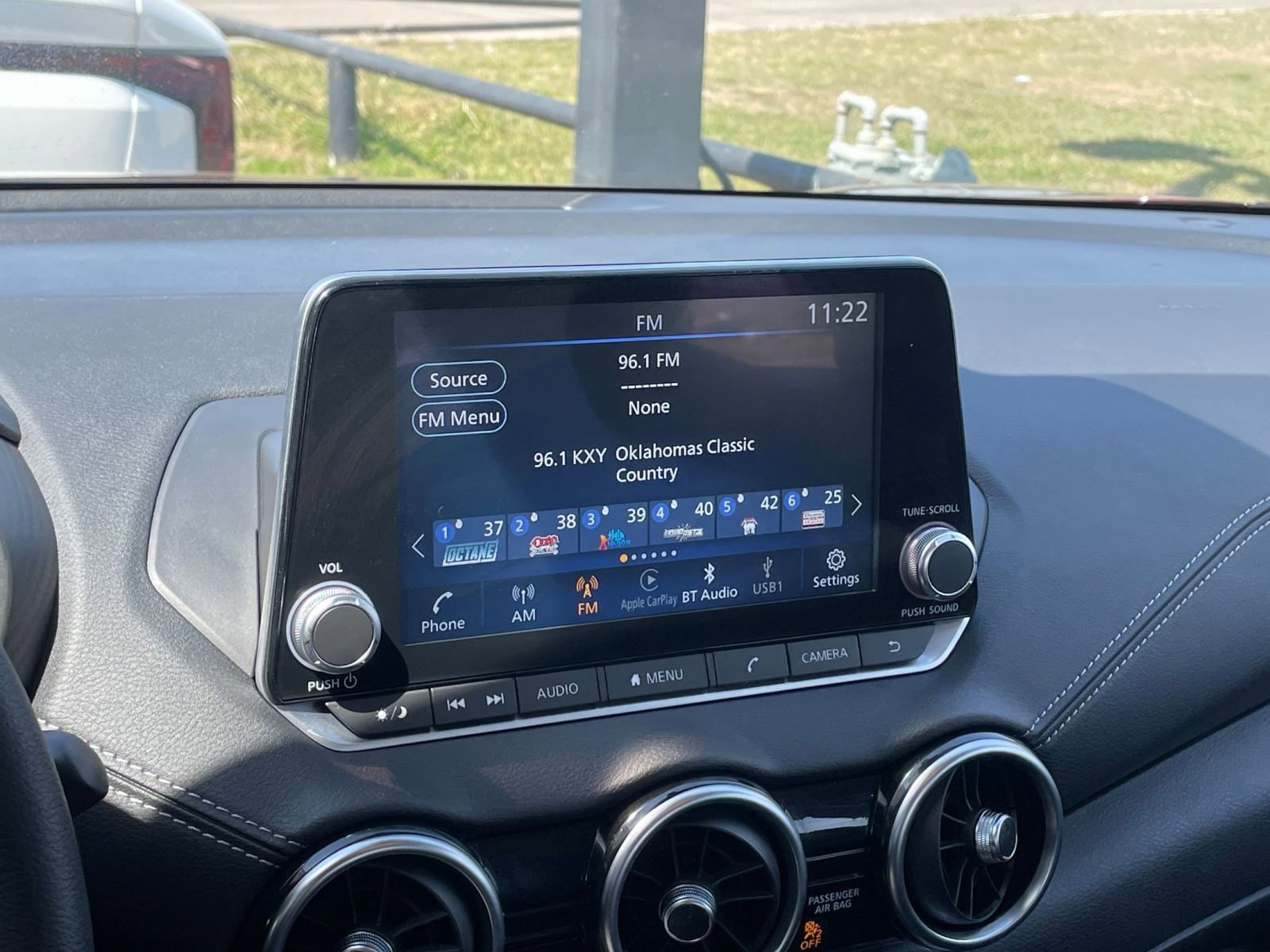 Used 2025 Nissan Sentra SV image 20