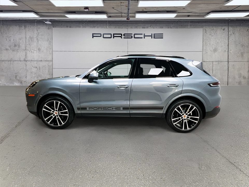 New 2026 Porsche Cayenne AWD/4WD image 2