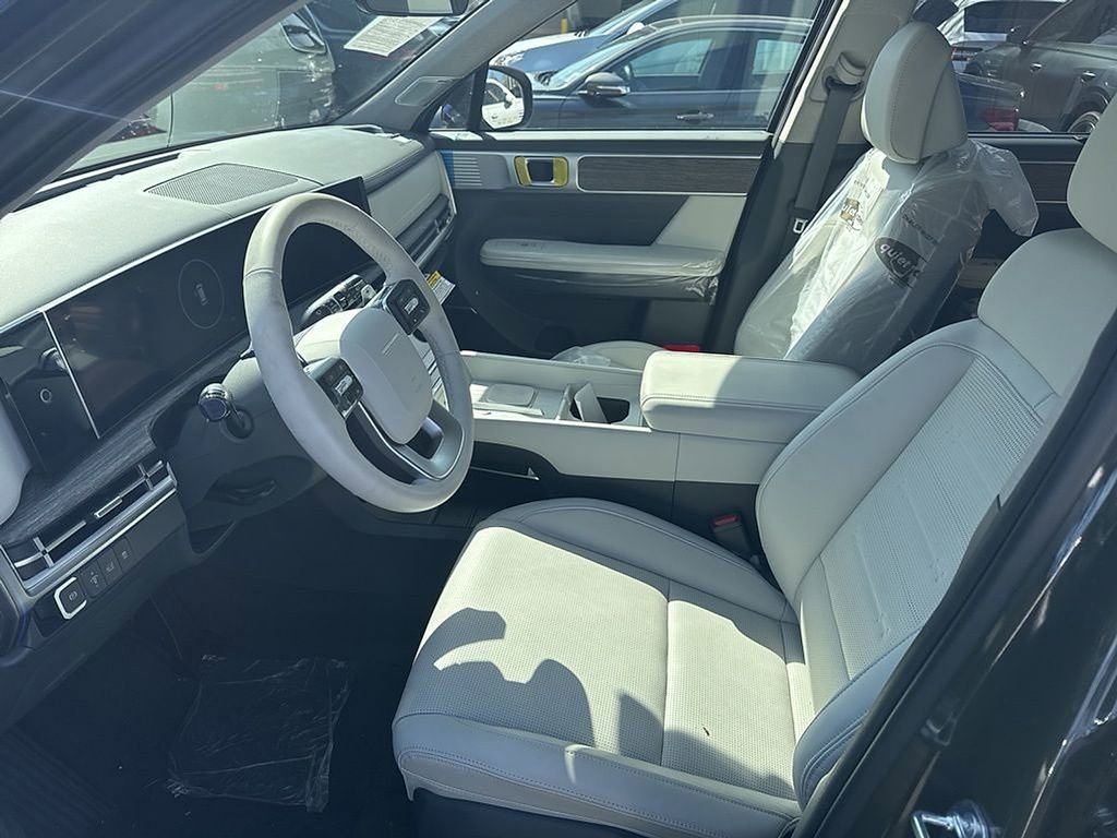Used 2026 Hyundai Santa Fe Limited image 6