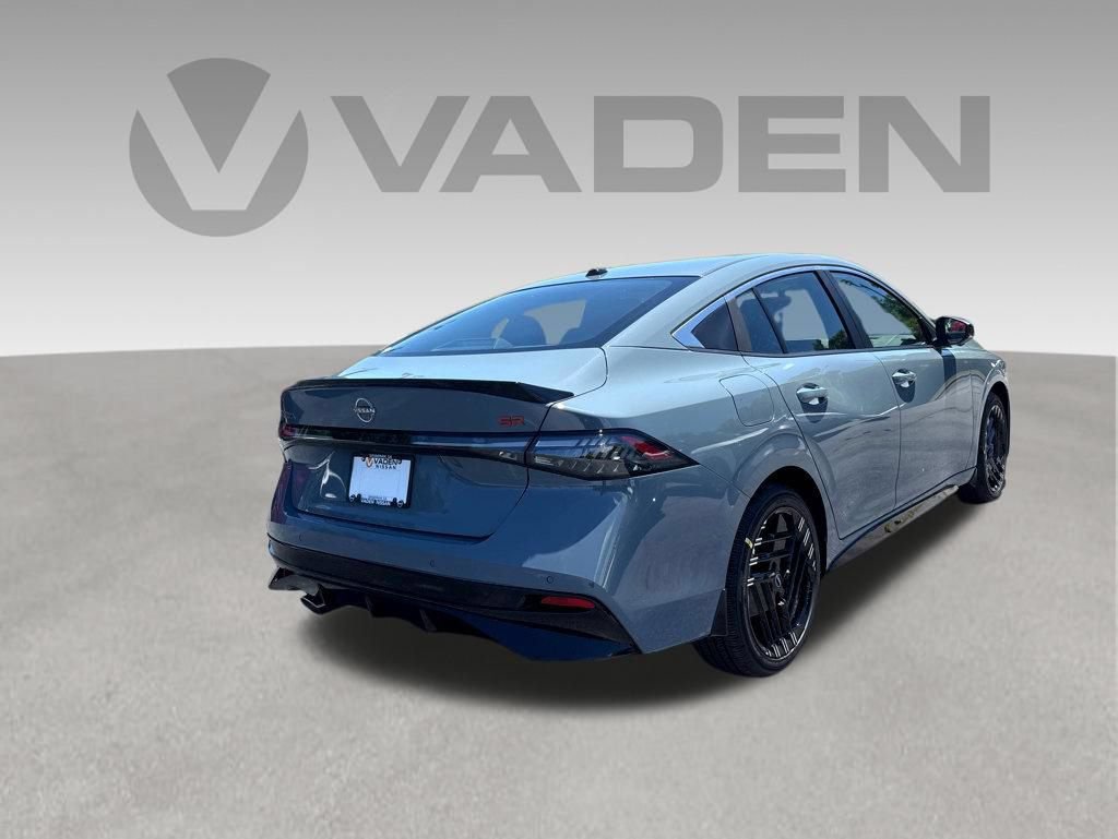 New 2026 Nissan Sentra SR w/ SR Premium Package FWD image 26