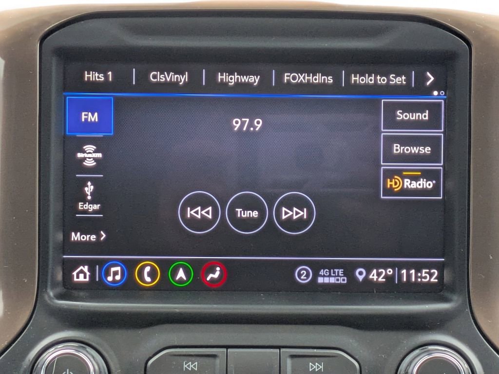 Used 2020 Chevrolet Silverado 1500 High Country w/ Technology Package image 19