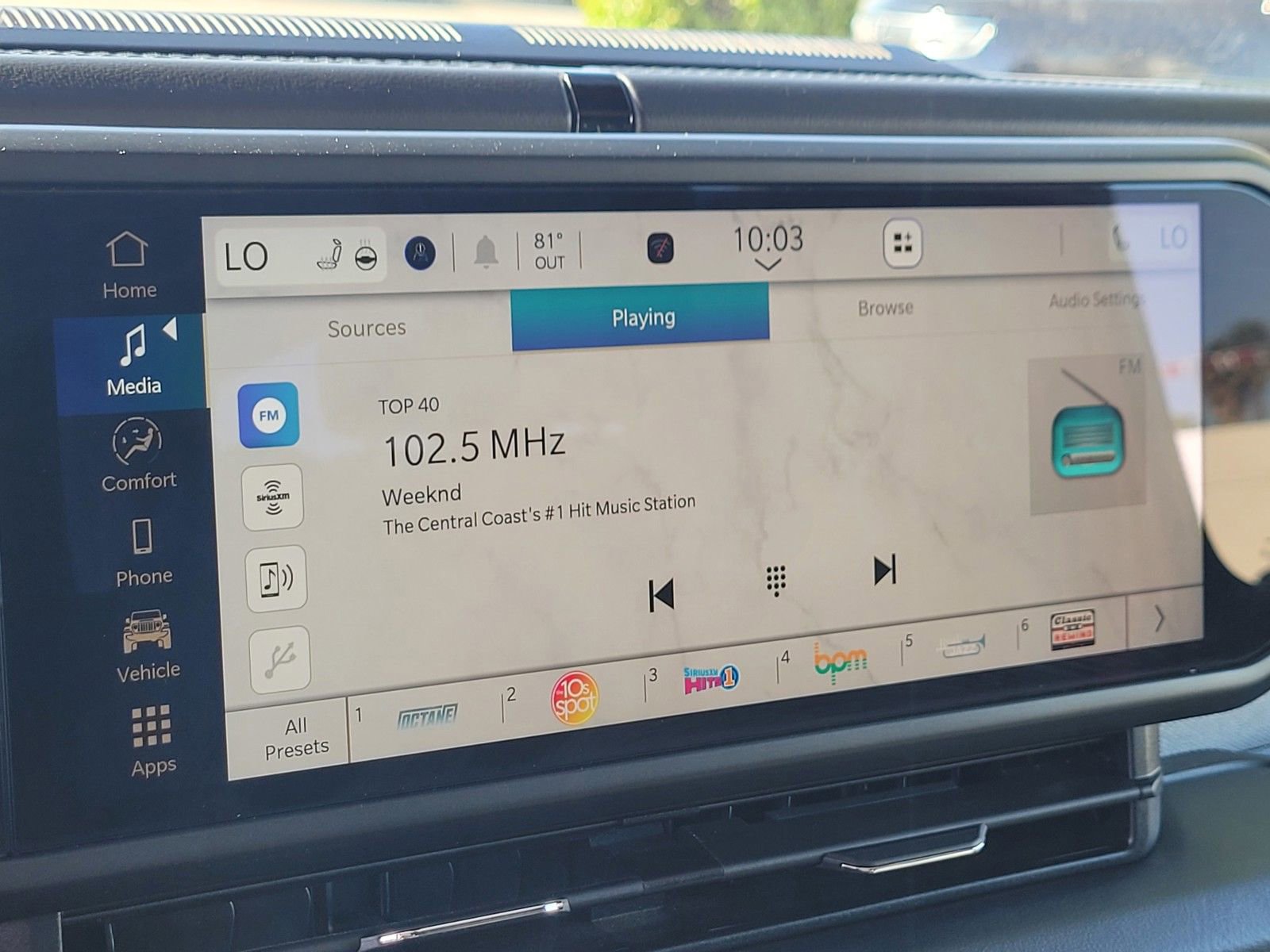 Used 2025 Jeep Wrangler Sahara 4xe image 18