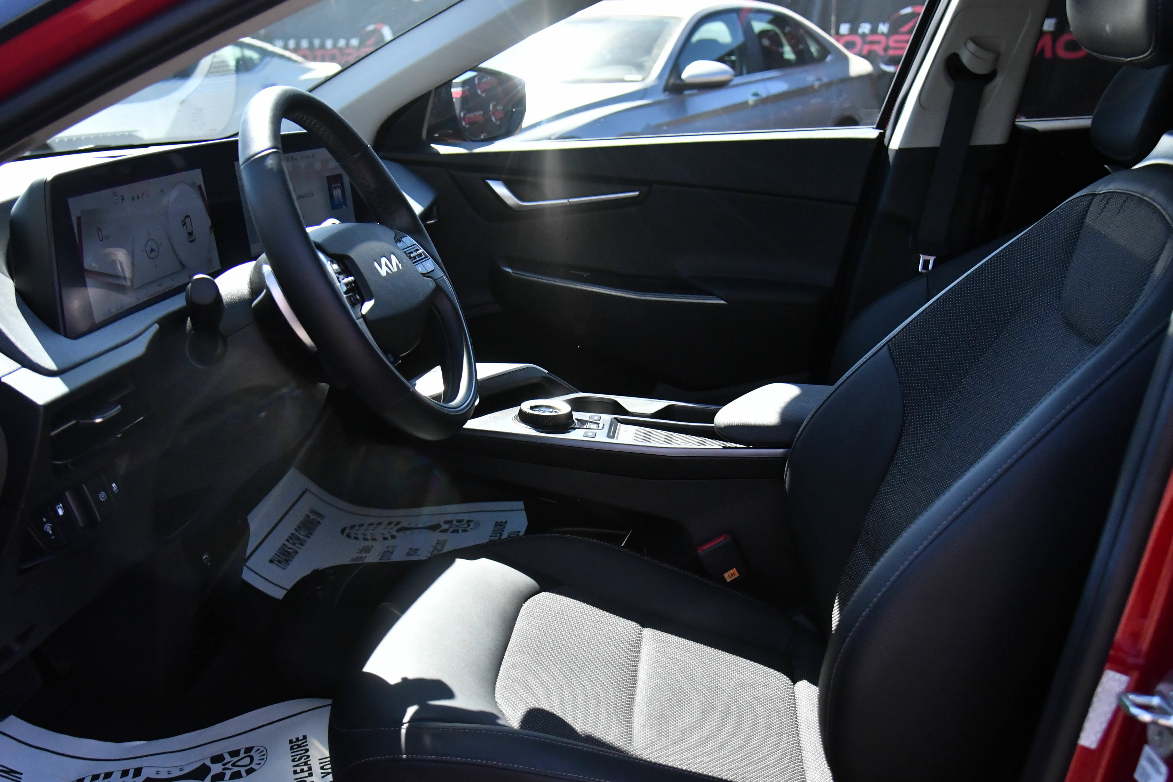 Used 2024 Kia EV6 Light AWD/4WD image 18