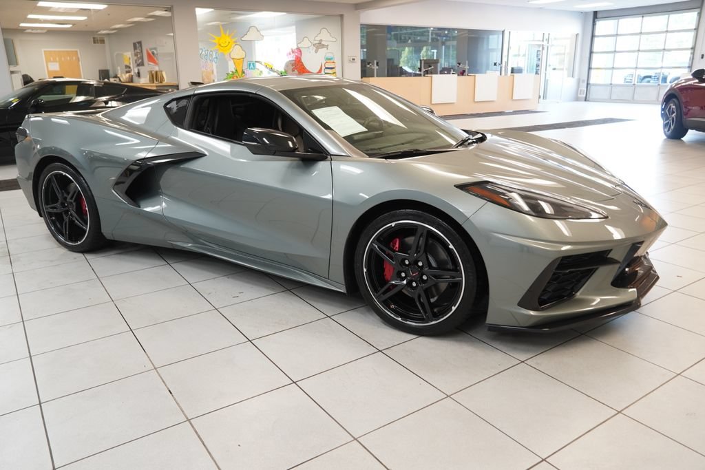 Used 2022 Chevrolet Corvette Stingray Preferred Cpe w/ Battery Protection Package RWD image 15