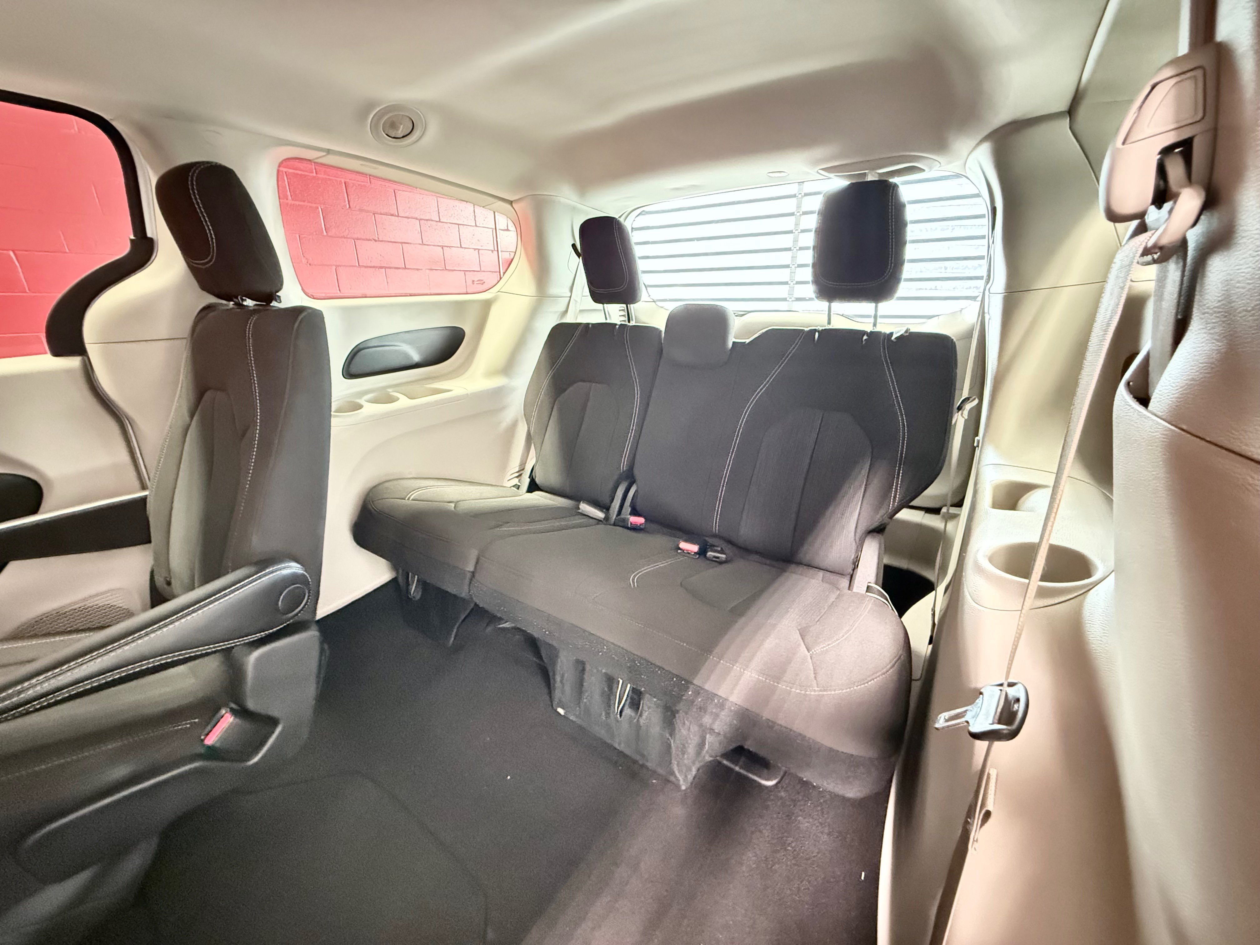 Certified 2023 Chrysler Voyager LX FWD image 37