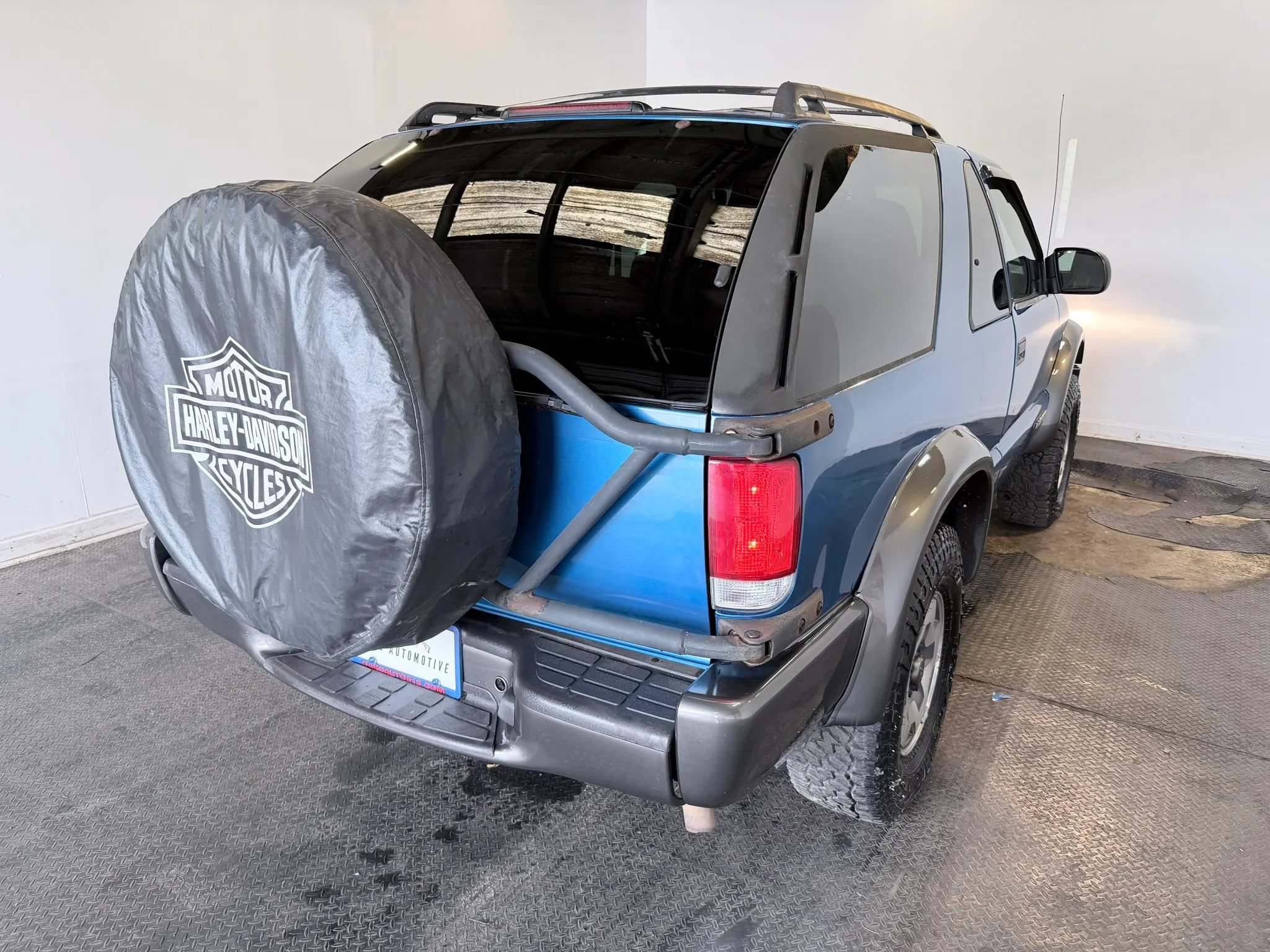 Used 2001 Chevrolet Blazer LS w/ Preferred Equipment Group AWD/4WD image 7