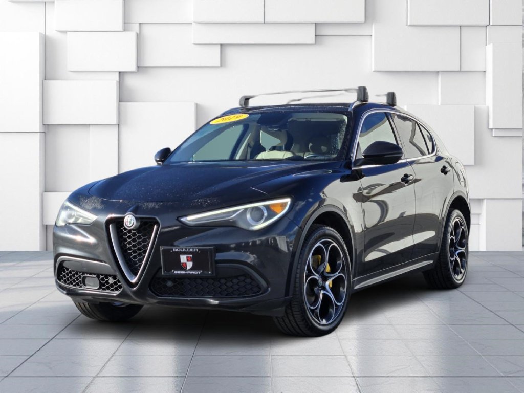 Used 2019 Alfa Romeo Stelvio Ti Lusso w/ Quick Order Package 22X Lusso AWD/4WD image 3