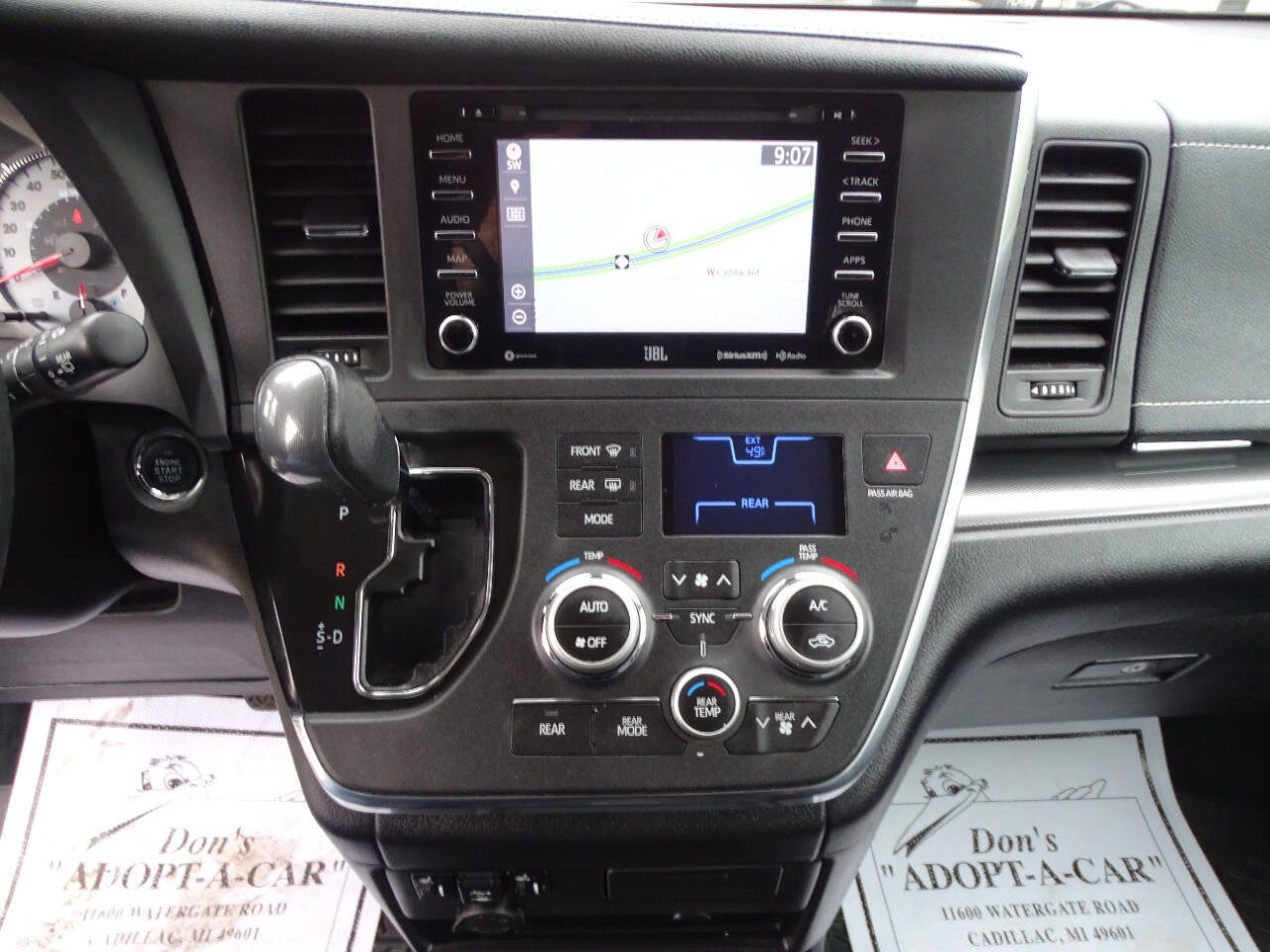 Used 2019 Toyota Sienna SE Premium AWD/4WD image 26