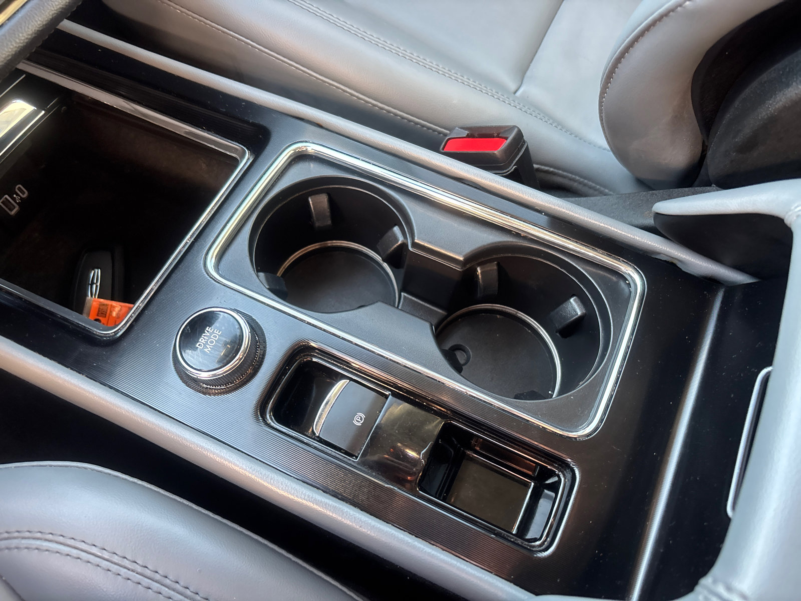 Used 2022 Lincoln Corsair FWD image 24