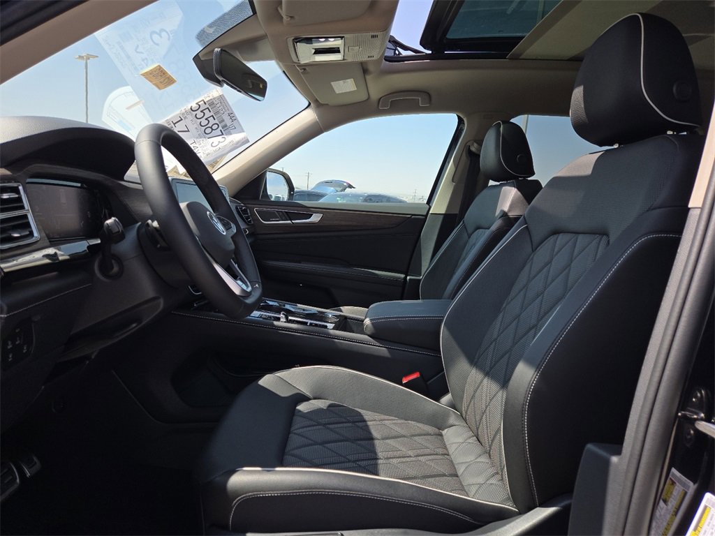 New 2025 Volkswagen Atlas SEL Premium R-Line image 18